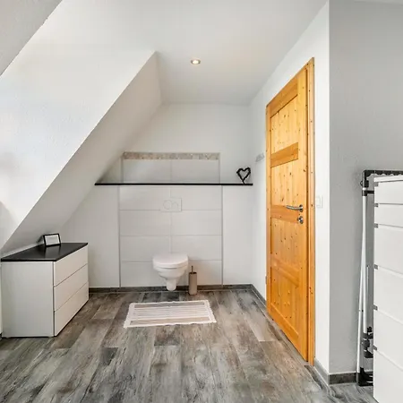 Apartman Fehrsland 2 *